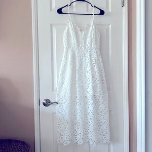 ASTR The Label White Lace A Line Midi Dress (Runs Small)